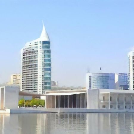 شقة Lisboa  في Encarnacao Metro 1/2 المظهر الخارجي الصورة